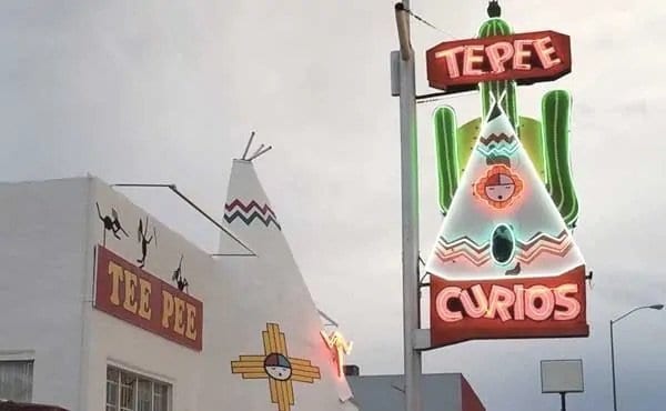 Shop and services in Tucumcari New Mexico